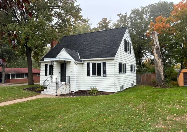 Photo 3 of Single family home for sale at 713 1st Avenue Ne, Little Falls, MN 56345 | MLS# 7151087 | Listing updated on 2026-09-30