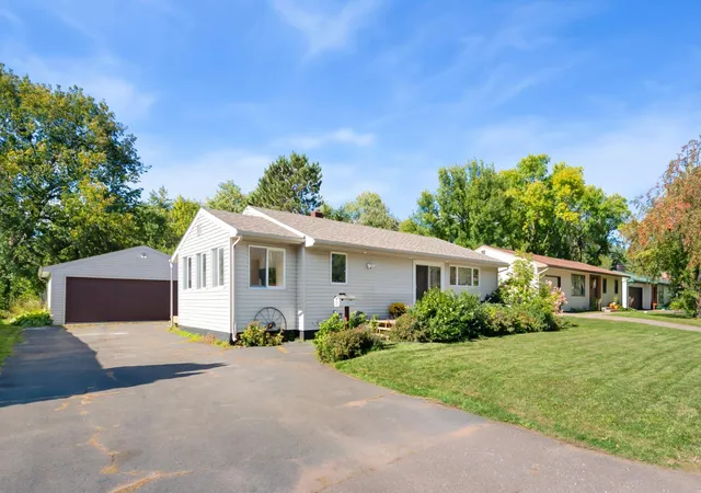 Photo 1 of Single family home for sale at 607 24th Street, Cloquet, MN 55720 | MLS# 7151089 | Listing updated on 2026-09-28