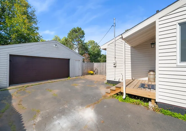 Photo 3 of Single family home for sale at 607 24th Street, Cloquet, MN 55720 | MLS# 7151089 | Listing updated on 2026-09-28