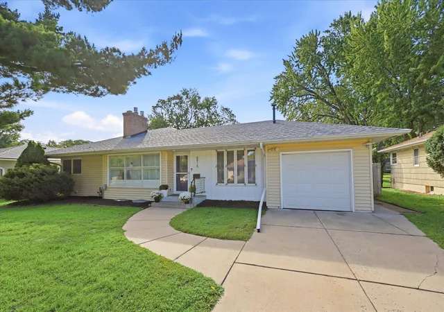 Single family home for sale at 6915 W 23rd Street, Minneapolis, MN 55426 | MLS# 7151093