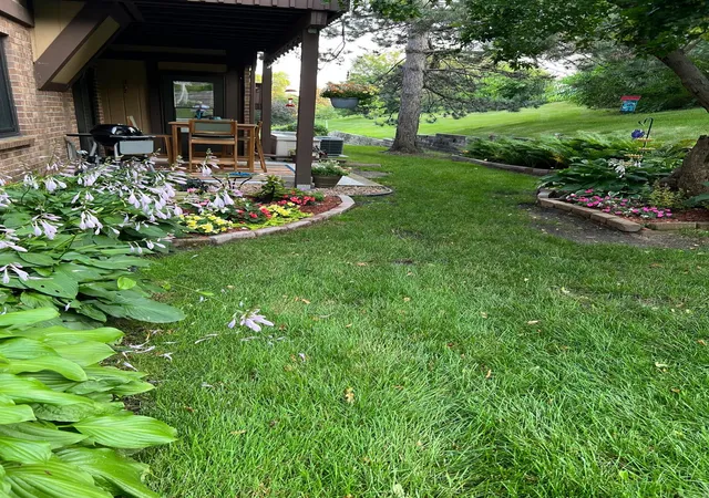 Listing Photo 5 - Condo for sale in building located at 5229 Balmoral Ln, Minneapolis, MN 55437