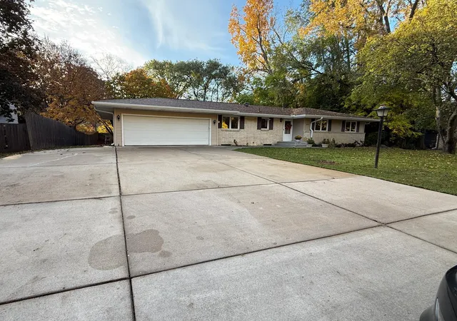 Photo 3 of Single family home for sale at 6447 Westchester Cir, Minneapolis, MN 55427 | MLS# 7151120 | Listing updated on 2026-10-23