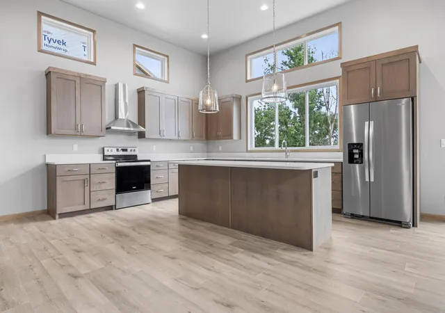 Photo 3 of Single family home for sale at 1015 61st Avenue W, West Fargo, ND 58078 | MLS# 7151132 | Listing updated on 2026-09-27