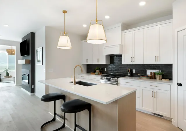 Photo 1 of Sale Pending at 11550 202nd Street W, Lakeville, MN 55044 | MLS# 7151133 | Listing updated on 2026-09-27