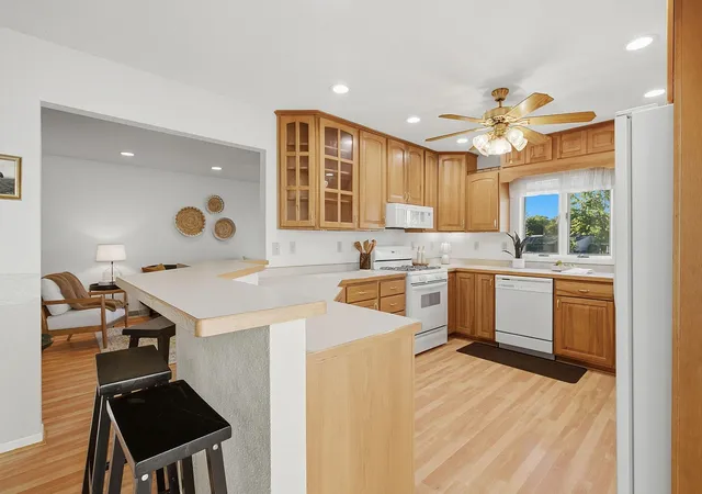 Photo 3 of Single family home for sale at 1004 W Prairie St, Belle Plaine, MN 56011 | MLS# 7151134 | Listing updated on 2026-10-02