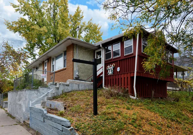 Photo 3 of Single family home for sale at 215 Maple St, Saint Paul, MN 55106 | MLS# 7151136 | Listing updated on 2026-10-16