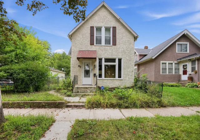 Photo 1 of Single family home for sale at 872 Lawson Ave E, Saint Paul, MN 55106 | MLS# 7151156 | Listing updated on 2026-10-08