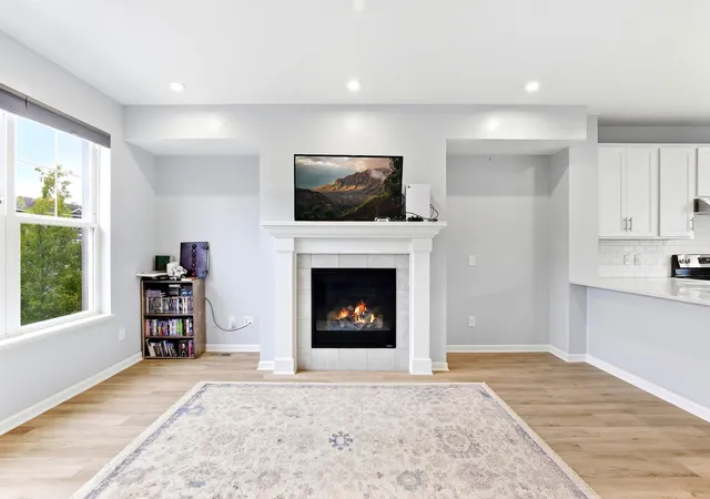 Photo 4 of Single family home for sale at 2235 Gateway Curv, Saint Paul, MN 55109 | MLS# 7151164 | Listing updated on 2026-09-29