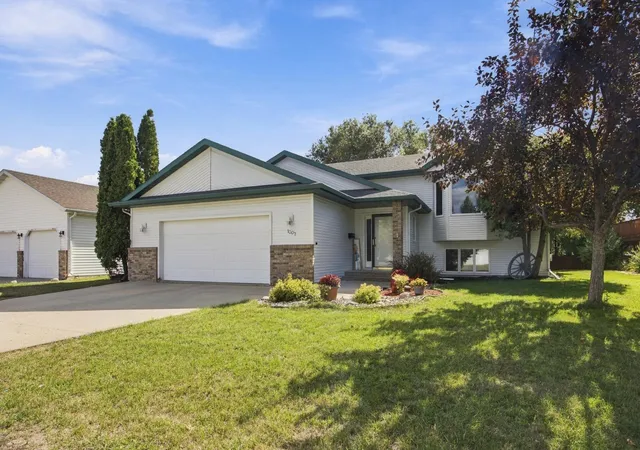 Single family home for sale at 1307 4th Avenue E, West Fargo, ND 58078 | MLS# 7151202