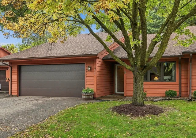 Photo 1 of Single family home for sale at 10711 53rd Avenue N, Minneapolis, MN 55442 | MLS# 7151213 | Listing updated on 2026-10-08