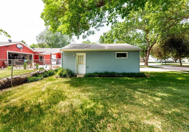 Photo 3 of Single family home for sale at 1602 14 1/2 St S, Fargo, ND 58103 | MLS# 7151216 | Listing updated on 2026-10-02