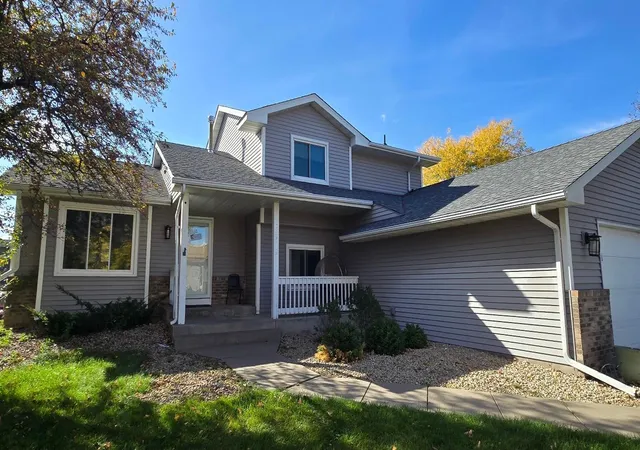 Photo 2 of Single family home for sale at 8919 Victoria Gdns, Minneapolis, MN 55443 | MLS# 7151220 | Listing updated on 2026-10-11