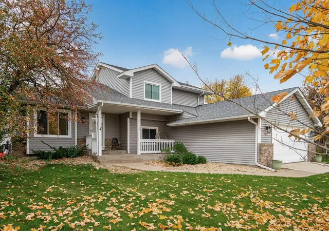 Photo 2 of Single family home for sale at 8919 Victoria Gdns, Minneapolis, MN 55443 | MLS# 7151220 | Listing updated on 2026-10-15
