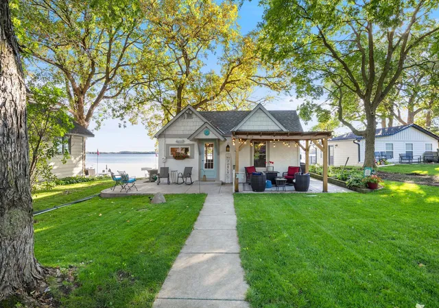 Photo 2 of Single family home for sale at 9065 Ingram Ave Nw, Annandale, MN 55302 | MLS# 7151224 | Listing updated on 2026-10-13
