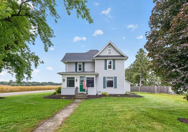 Single family home for sale at 45 4th Avenue SW, Elgin, MN 55932 | MLS# 7151231