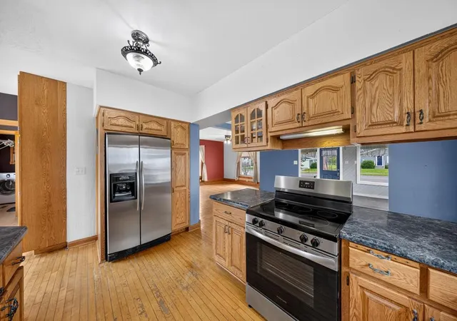 Photo 4 of Single family home for sale at 45 4th Avenue SW, Elgin, MN 55932 | MLS# 7151231 | Listing updated on 2026-09-29