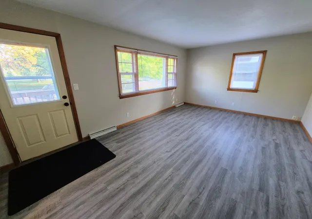 Photo 3 of Single family home for sale at 2936 Queen Ave, Slayton, MN 56172 | MLS# 7151256 | Listing updated on 2026-09-30