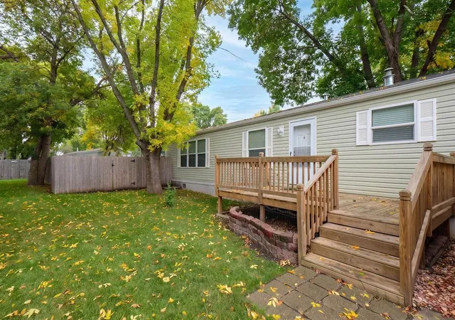Photo 1 of Sale Pending at 1324 Sandstone Dr, West Fargo, ND 58078 | MLS# 7151258 | Listing updated on 2026-10-05