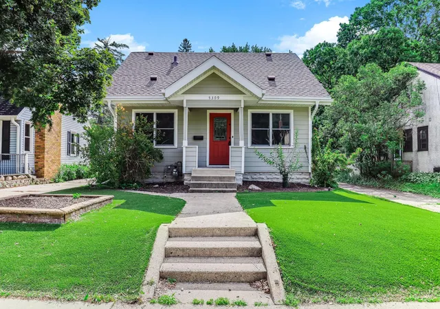 Photo 32 of Single family home for sale at 5309 Xerxes Ave S, Minneapolis, MN 55410 | MLS# 7151263 | Listing updated on 2026-10-07