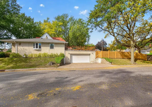 Photo 3 of Single family home for sale at 1837 Hawthorne Ave E, Saint Paul, MN 55119 | MLS# 7151268 | Listing updated on 2026-10-08