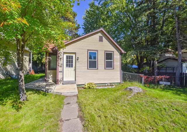 Photo 3 of Single family home for sale at 1115 Rosewood St, Brainerd, MN 56401 | MLS# 7151273 | Listing updated on 2026-10-06