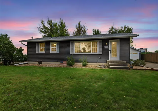 Photo 3 of Single family home for sale at 14760 Cambrian Ave W, Rosemount, MN 55068 | MLS# 7151278 | Listing updated on 2026-10-06