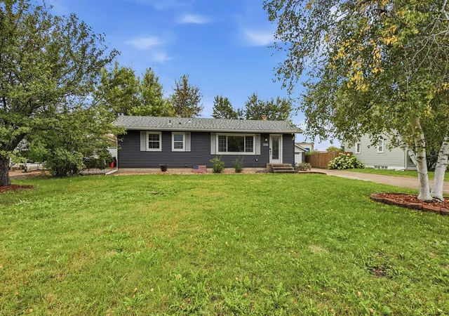 Photo 4 of Single family home for sale at 14760 Cambrian Ave W, Rosemount, MN 55068 | MLS# 7151278 | Listing updated on 2026-10-06
