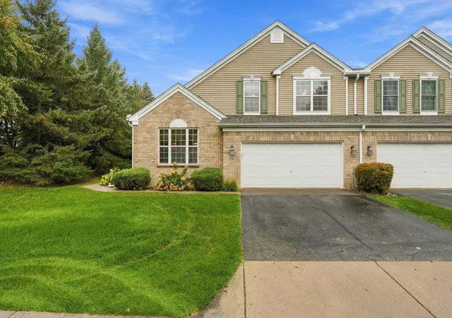 Single family home for sale at 7147 Arthur Dr, Saint Paul, MN 55125 | MLS# 7151289