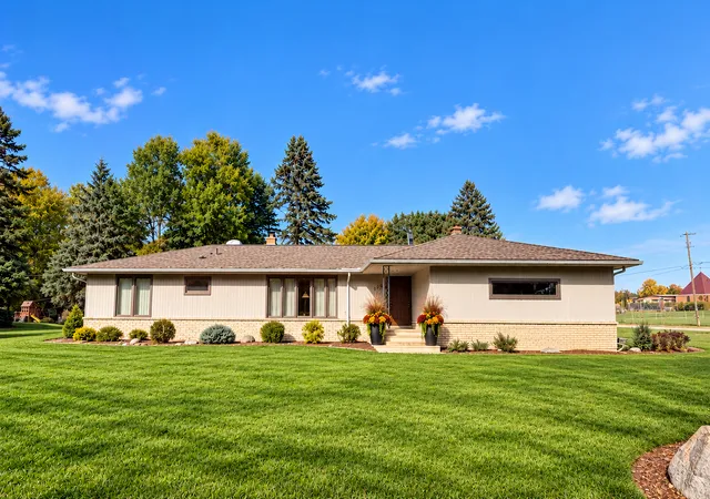 Photo 1 of Single family home for sale at 1951 Skillman Ave W, Saint Paul, MN 55113 | MLS# 7151292 | Listing updated on 2026-10-28