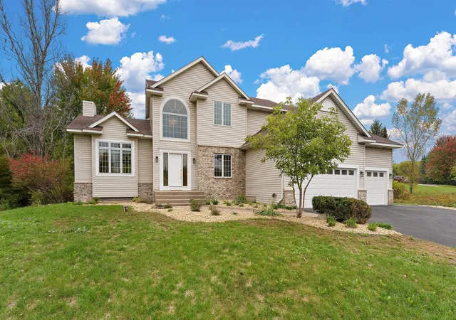 Photo 3 of Single family home for sale at 14490 21st Street N, Stillwater, MN 55082 | MLS# 7151294 | Listing updated on 2026-10-23