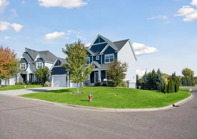 Photo 3 of Single family home for sale at 10580 Three Oaks Ln, Champlin, MN 55316 | MLS# 7151295 | Listing updated on 2026-10-14