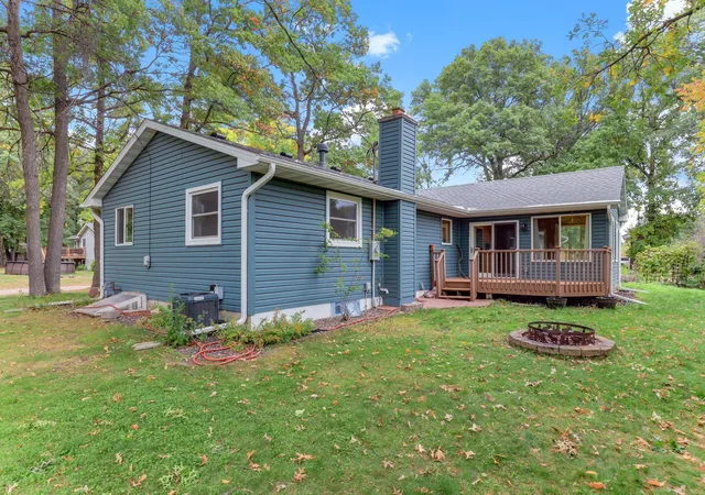 Photo 3 of Single family home for sale at 114 Woodland Cir, Princeton, MN 55371 | MLS# 7151367 | Listing updated on 2026-10-02