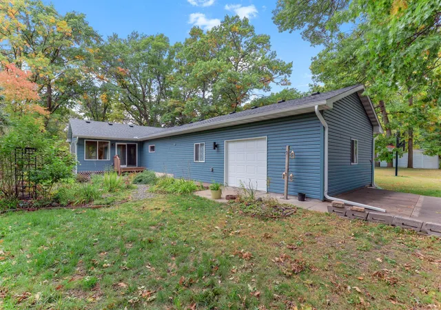 Photo 4 of Single family home for sale at 114 Woodland Cir, Princeton, MN 55371 | MLS# 7151367 | Listing updated on 2026-10-02