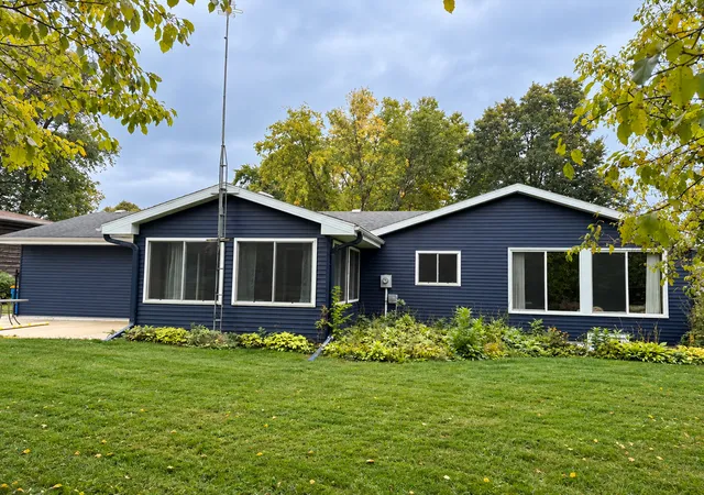 Photo 3 of Single family home for sale at 350 13th Street Sw, Owatonna, MN 55060 | MLS# 7151394 | Listing updated on 2026-10-14