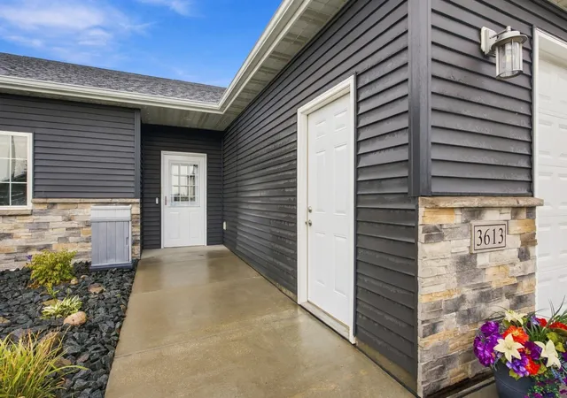 Photo 3 of Single family home for sale at 3613 30th Street S, Moorhead, MN 56560 | MLS# 7151410 | Listing updated on 2026-10-04