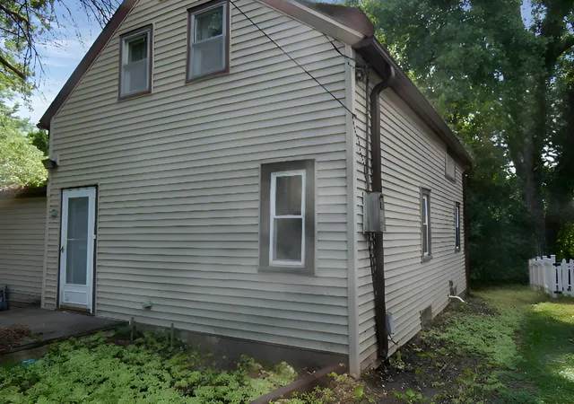 Photo 2 of Sale Pending at 1401 12th Avenue, Newport, MN 55055 | MLS# 7151413 | Listing updated on 2026-09-28