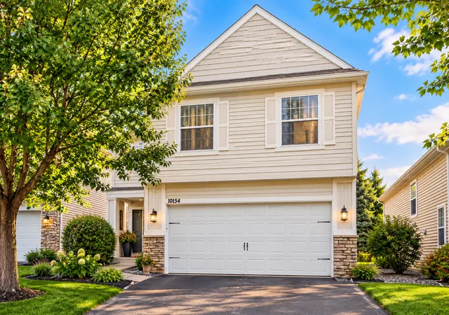 Single family home for sale at 10154 Country Clb Curv, Saint Paul, MN 55129 | MLS# 7151430