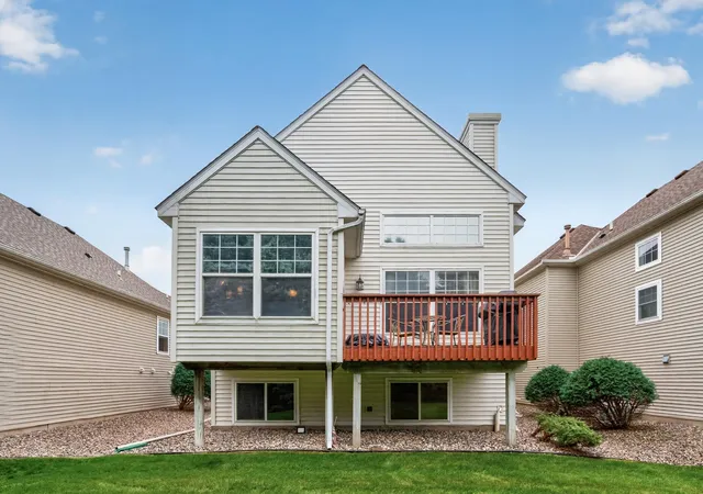 Photo 2 of Single family home for sale at 10154 Country Clb Curv, Saint Paul, MN 55129 | MLS# 7151430 | Listing updated on 2026-10-07