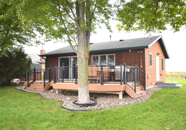Single family home for sale at 17075 Dickenson Ln, Waterville, MN 56096 | MLS# 7151446