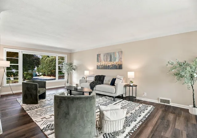 Photo 3 of Single family home for sale at 1843 Colvin Ave, Saint Paul, MN 55116 | MLS# 7151453 | Listing updated on 2026-10-22