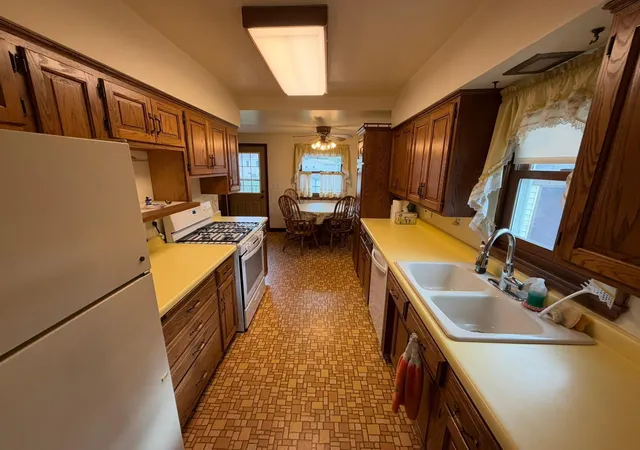 Photo 3 of Single family home for sale at 124 Gibraltar Rd, Minneapolis, MN 55421 | MLS# 7151456 | Listing updated on 2026-09-29