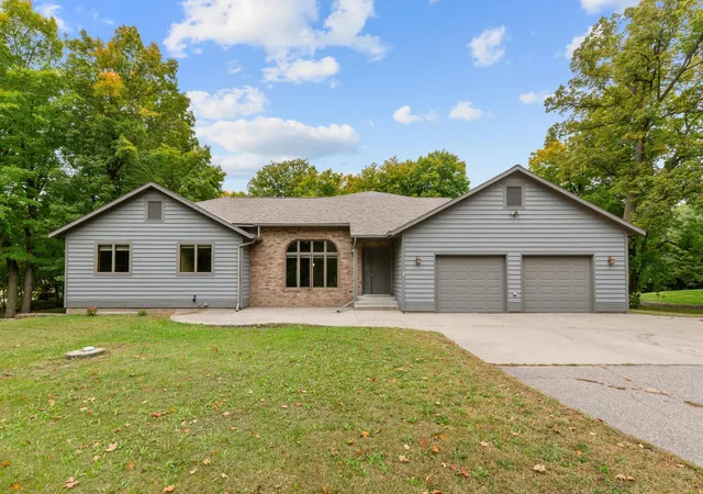 Photo 1 of Single family home for sale at 37863 186th Avenue, Avon, MN 56310 | MLS# 7151477 | Listing updated on 2026-10-07