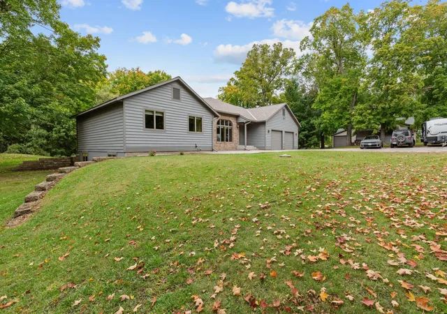 Photo 3 of Single family home for sale at 37863 186th Avenue, Avon, MN 56310 | MLS# 7151477 | Listing updated on 2026-10-07