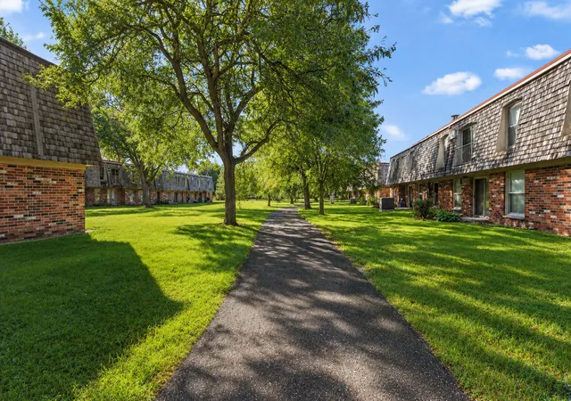 Listing Photo 5 - Condo for sale in building located at 901 11th Ave S, Hopkins, MN 55343 - Unit #5