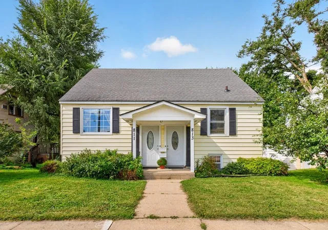 Photo 1 of Multi family home for sale at 813 4th Avenue Nw, Rochester, MN 55901 | MLS# 7151504 | Listing updated on 2026-10-02