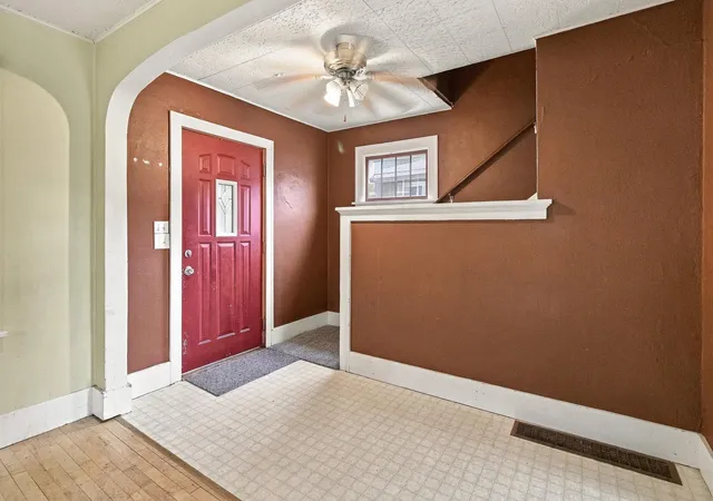 Photo 2 of Single family home for sale at 819 1st Street N, Fargo, ND 58102 | MLS# 7151514 | Listing updated on 2026-10-02