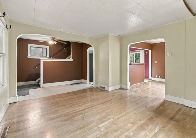 Photo 3 of Single family home for sale at 819 1st Street N, Fargo, ND 58102 | MLS# 7151514 | Listing updated on 2026-10-02