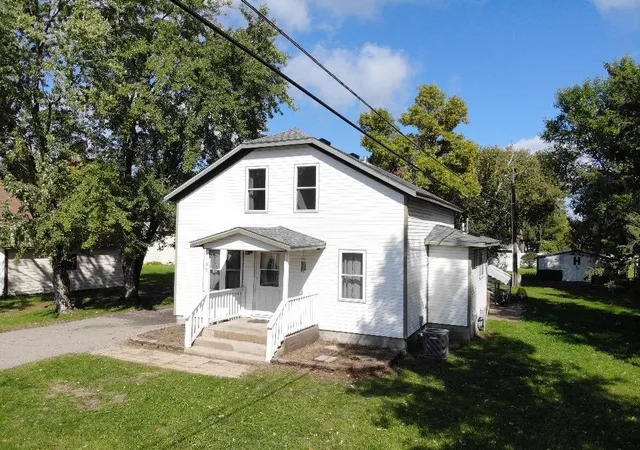 Photo 1 of Single family home for sale at 106 Cedar Ave NE, Wadena, MN 56482 | MLS# 7151517 | Listing updated on 2026-09-29