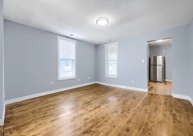 Photo 3 of House for sale at 2631 Girard Ave N, Minneapolis, MN 55411 | MLS# 7151519 | Listing updated on 2026-10-07