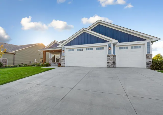 Photo 2 of Single family home for sale at 510 River Valley Ln, Dundas, MN 55019 | MLS# 7151520 | Listing updated on 2026-10-05